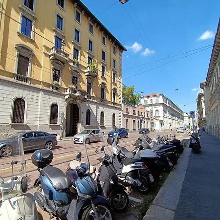 Sahi - Residenza Corso Italia Tre Camere, Due Bagni E Un Salone Milão Exterior foto