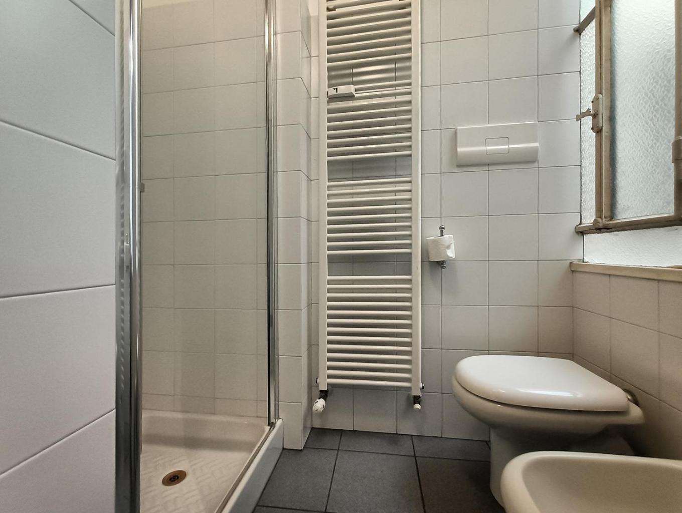 Sahi - Residenza Corso Italia Tre Camere, Due Bagni E Un Salone Milão Exterior foto